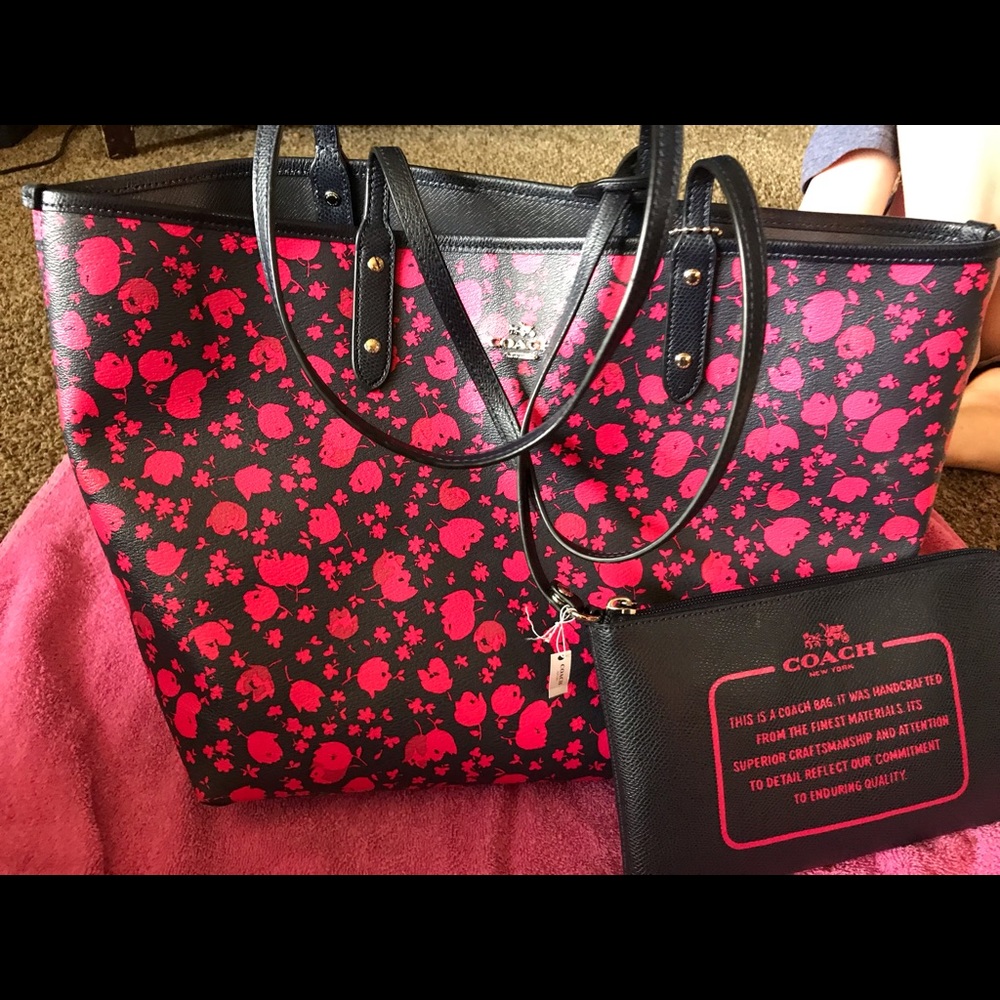 Coach tote